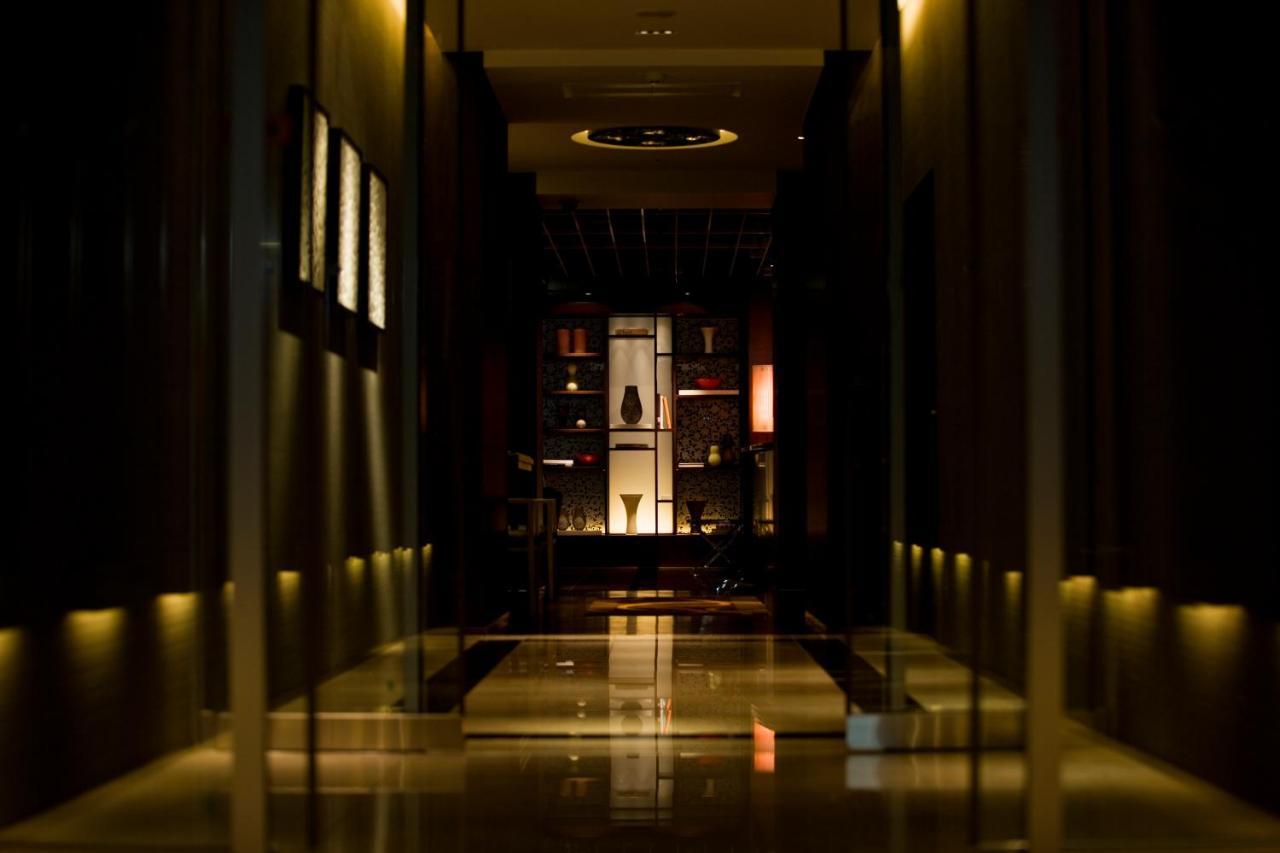 Hotel Forza Ойта Екстер'єр фото